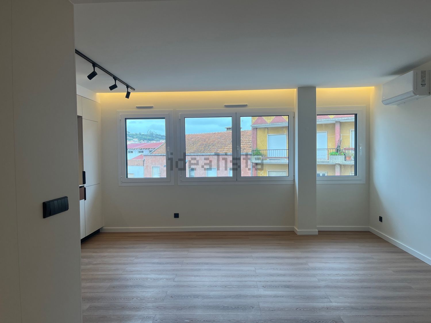 出租公寓 t1在Avenida 5 de Outubro - 客厅