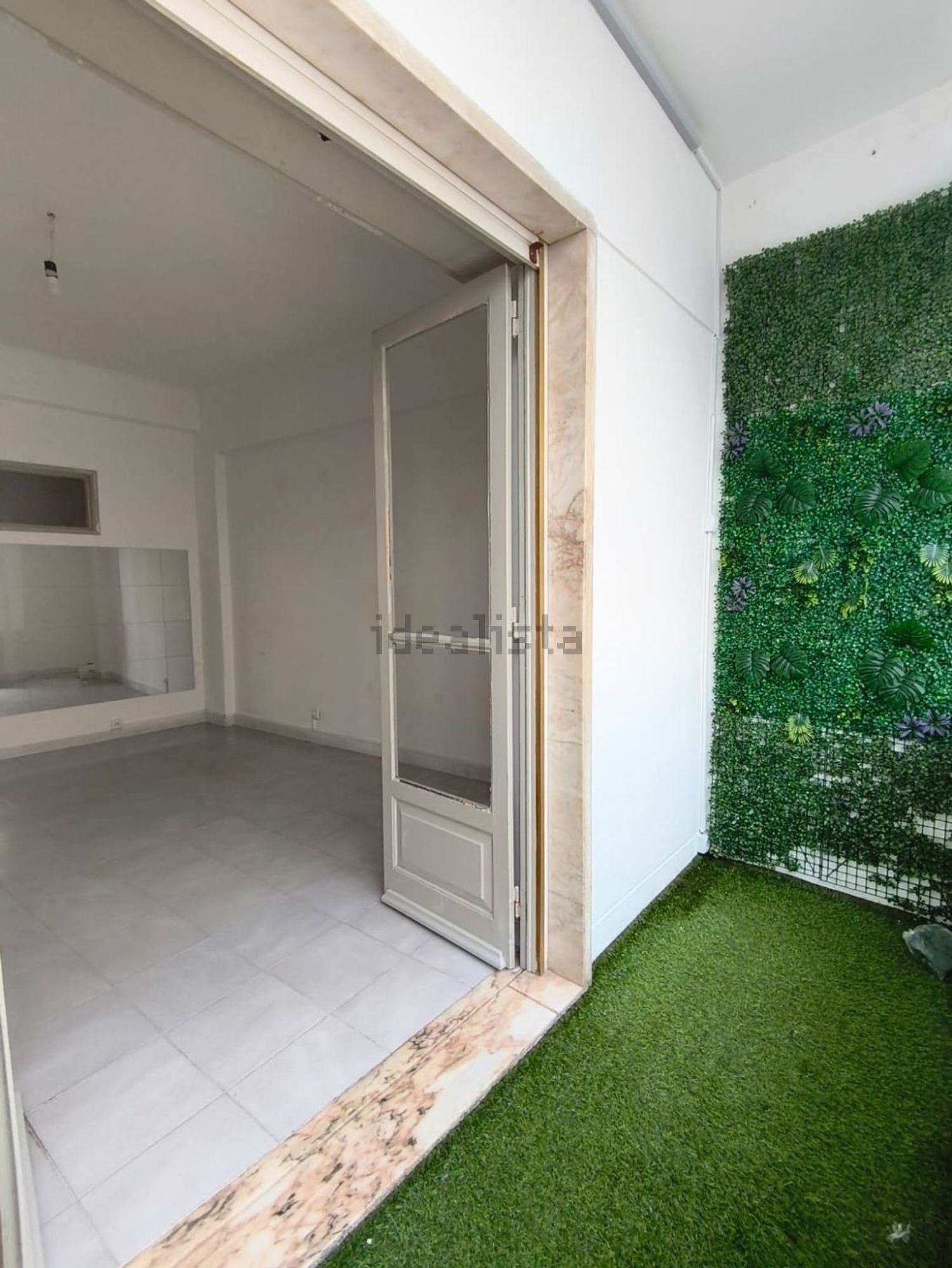 出租公寓 t2在Rua Padre Manuel Gomes Himalaia, 4 - 试衣间