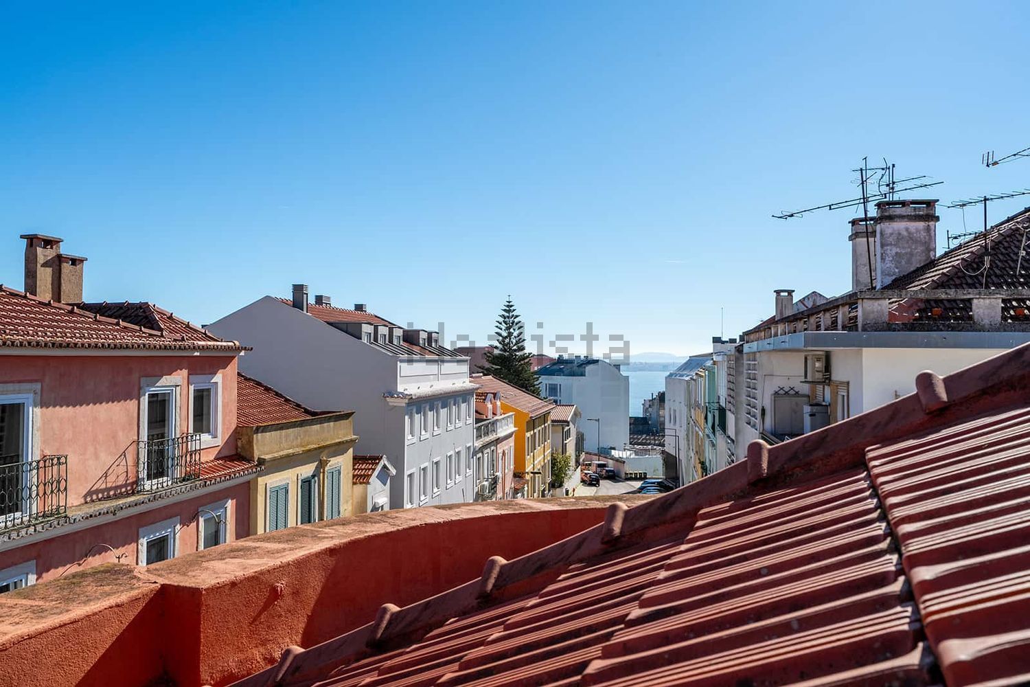 出租房间在Travessa Santo António à Graça, 2 - 照片