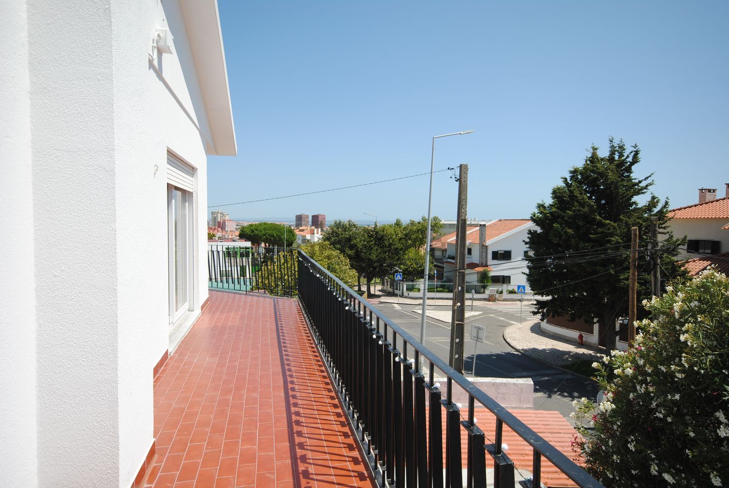 出租小楼房在Rua Dom Luís de Ataíde - 阳台