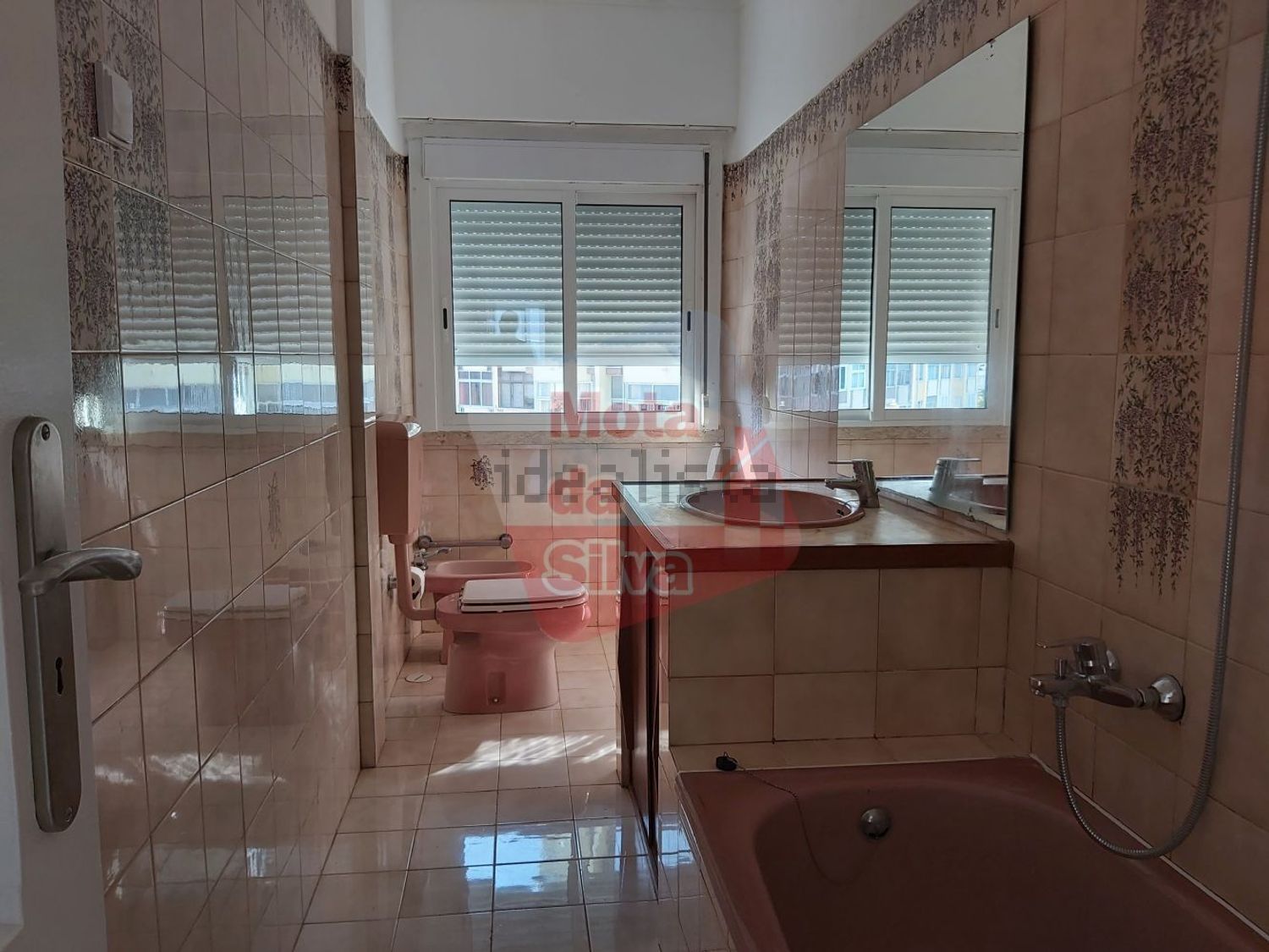 出租公寓 t3在Cova da Piedade - 卫生间