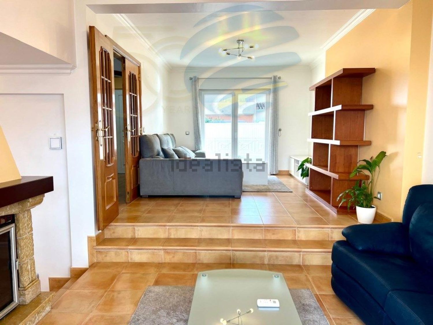 出租小楼房或独栋别墅在Talaíde - 客厅