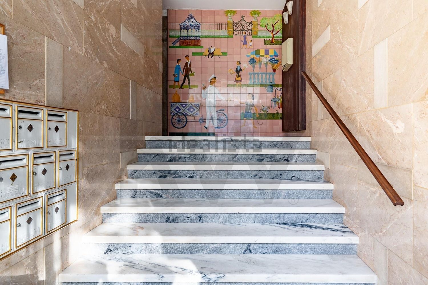 公寓 t2出售在Rua General Justiniano Padrel s/n - 详情