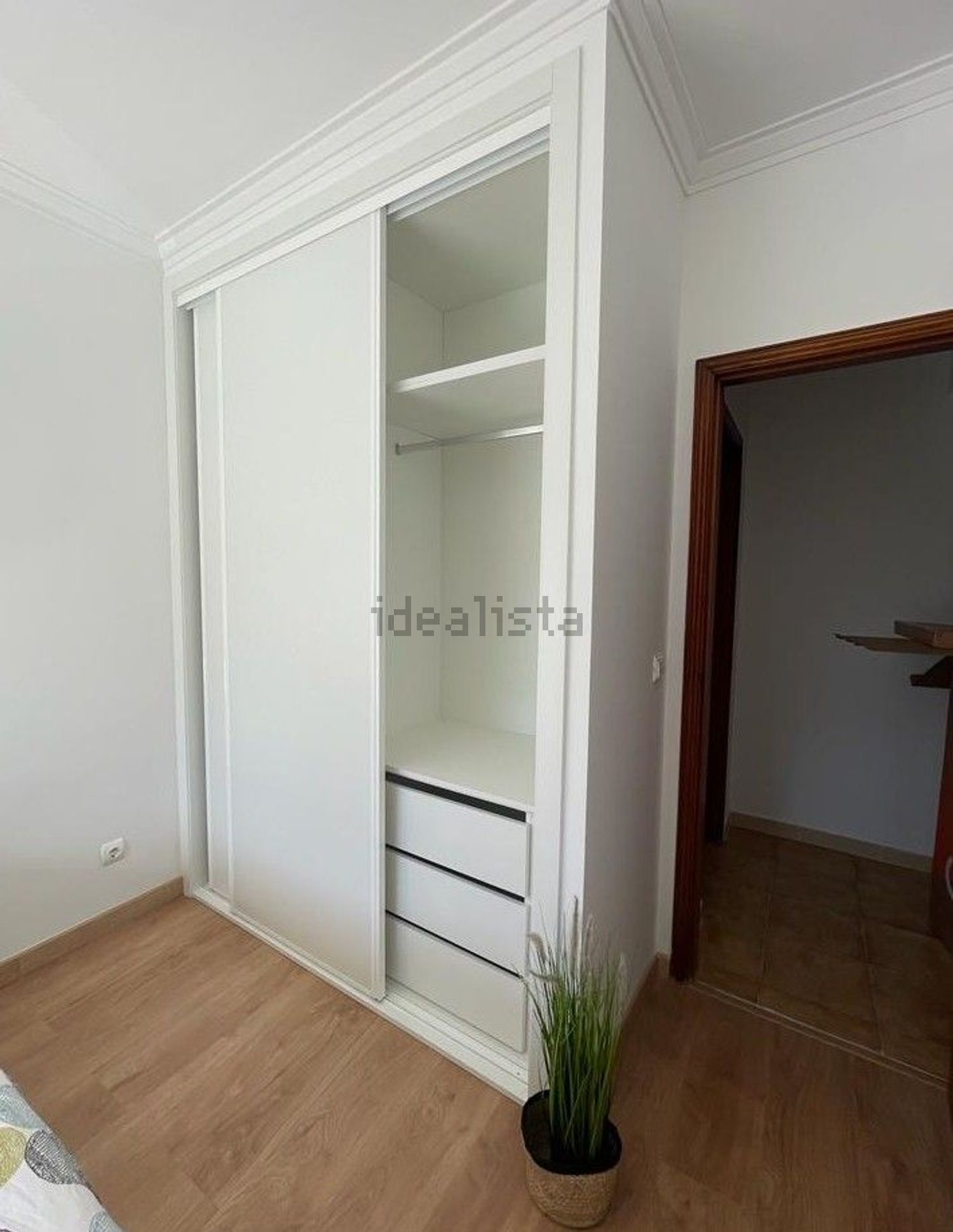 出租公寓 t1在Rua Alice Oeiras, 9 - 试衣间