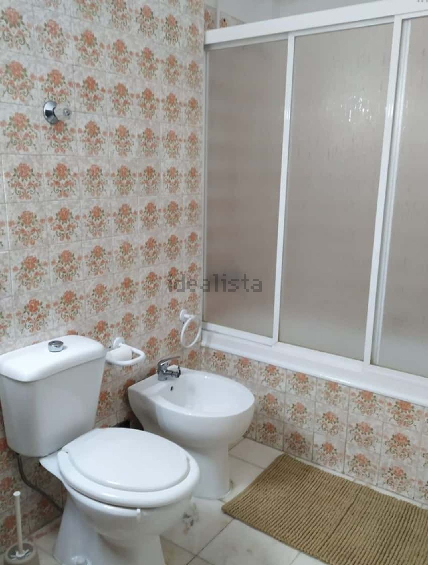 出租房间在Rua Cordeiro Ferreira, 16 - 卫生间