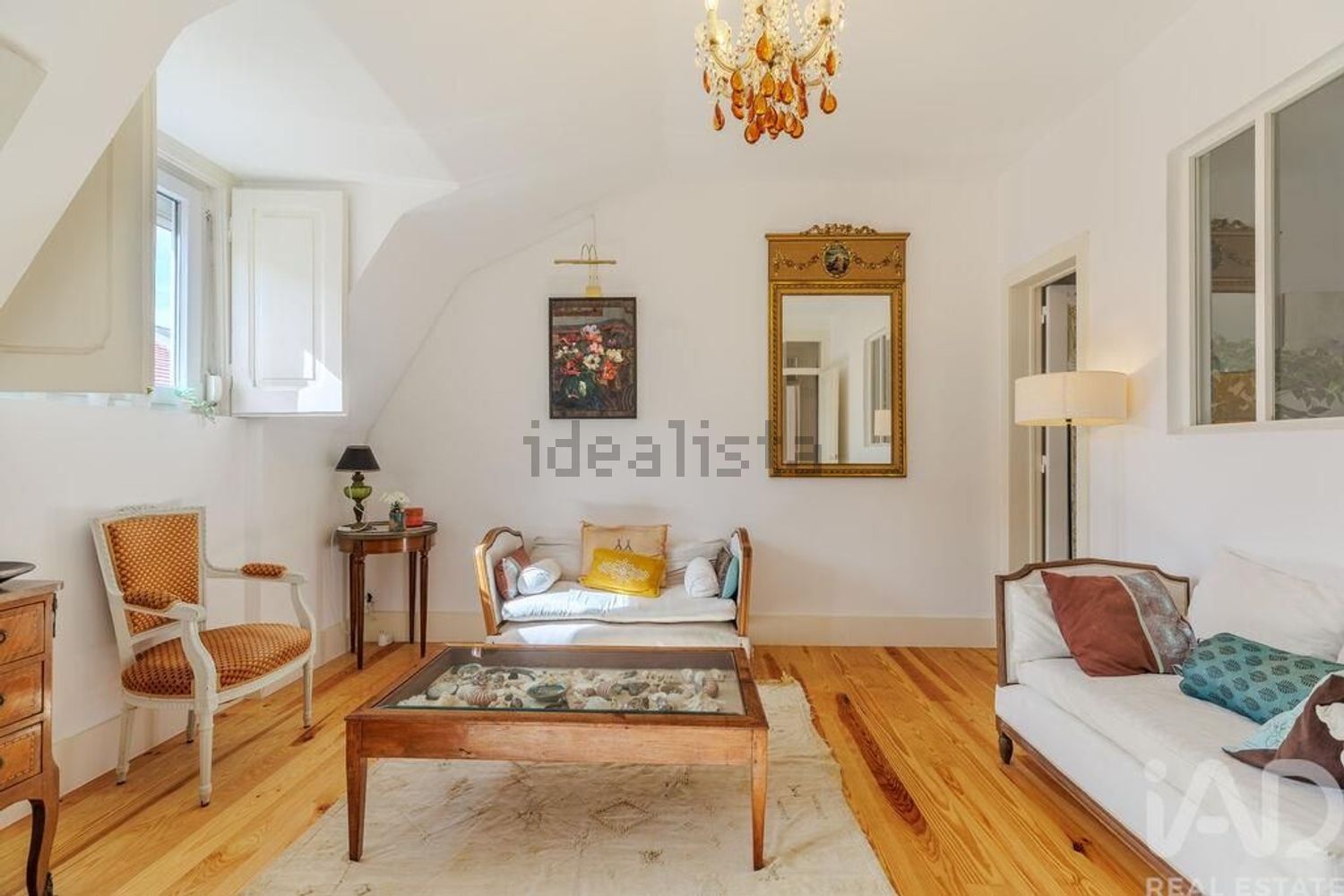 公寓 t2出售在Bairro dos Actores - Barão Sabrosa - 客厅