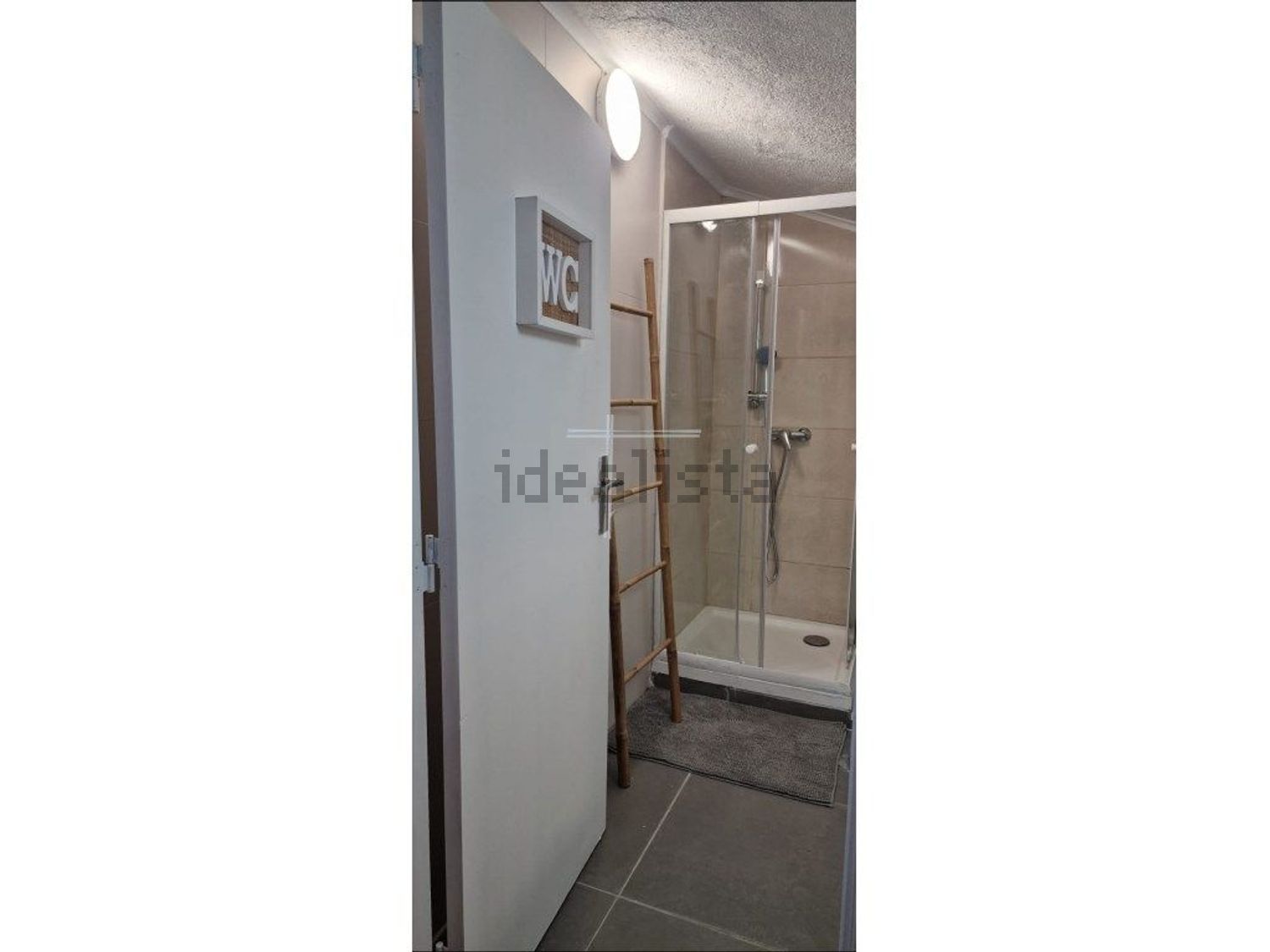 出租小楼房在Verdizela - 卫生间