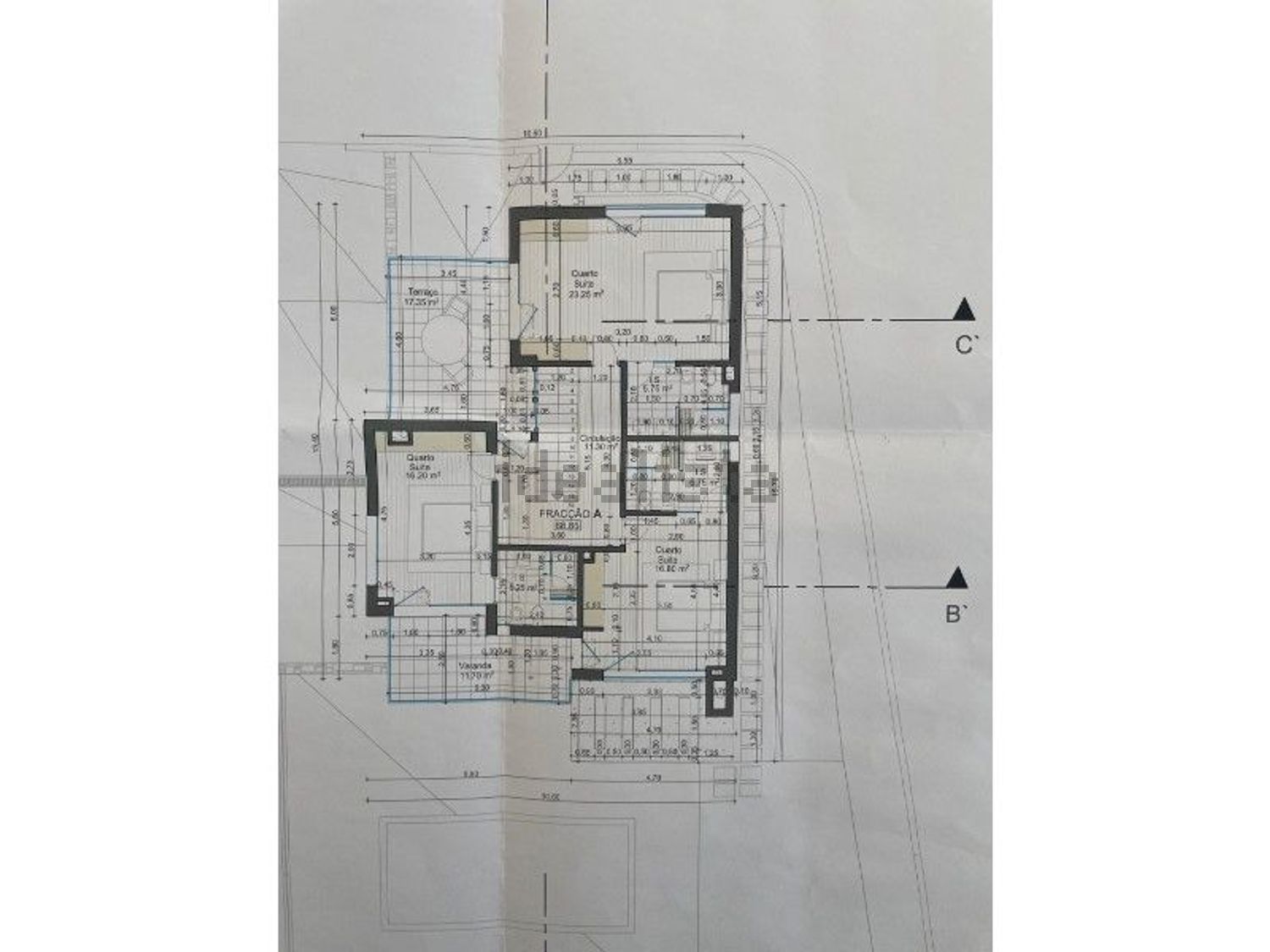 小楼房或独栋别墅出售在São Pedro da Cadeira - 平面图