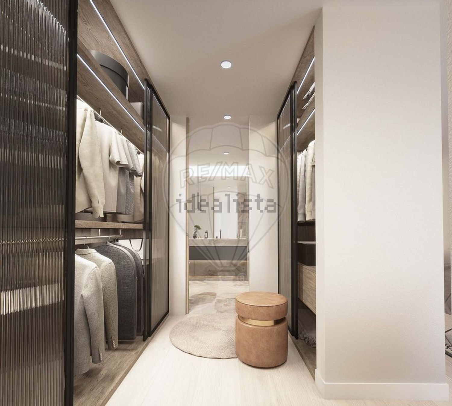 公寓 t3出售在Rua Almirante Gago Coutinho s/n - 试衣间