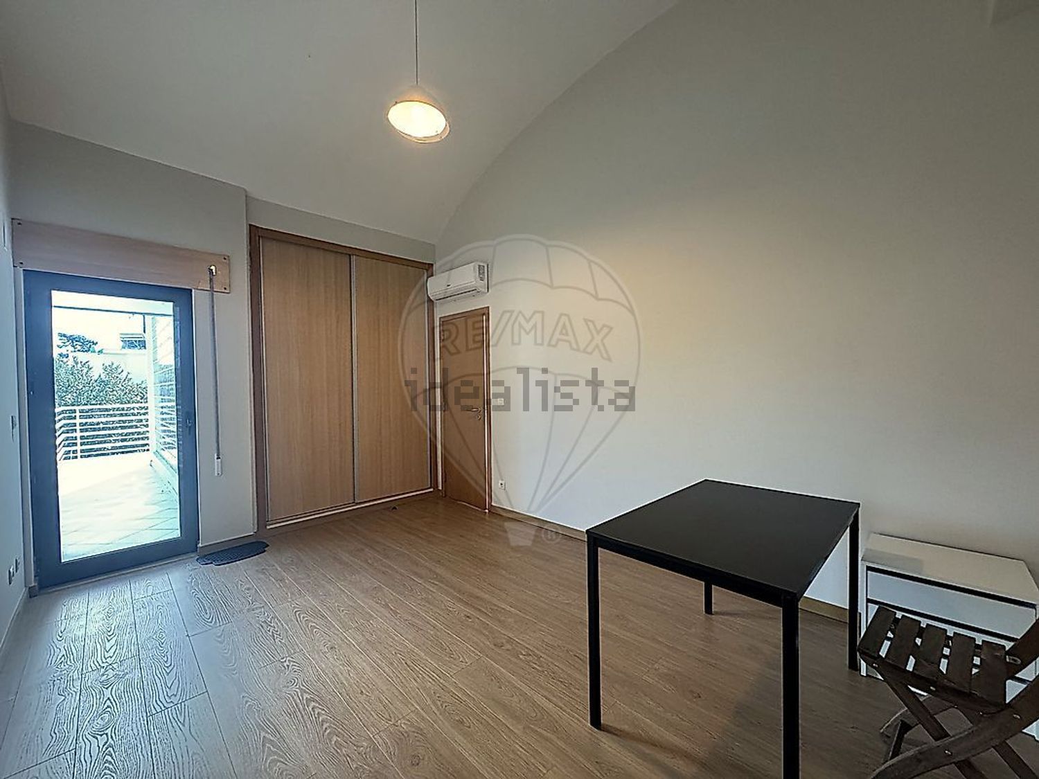 出租小楼房或独栋别墅在Rua Rosa Ramalho, 31 - 卧室