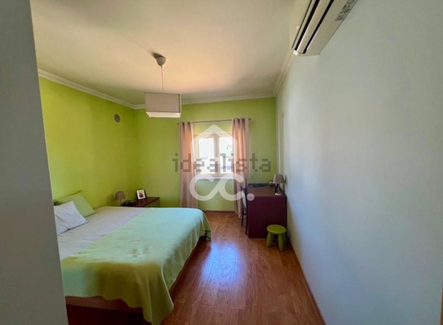 小楼房或独栋别墅出售在Milharado - 卧室