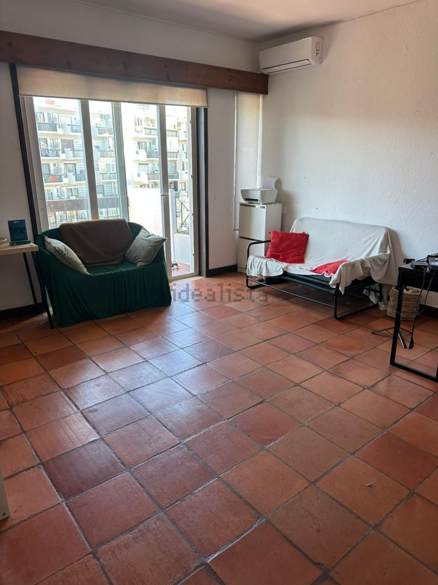 出租公寓 t1在Rua do Viveiro, 8 - 客厅