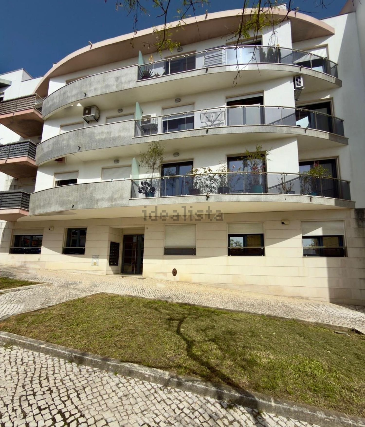 公寓 t1出售在Rua Maria Beatriz Mexia, 24 - 游泳池