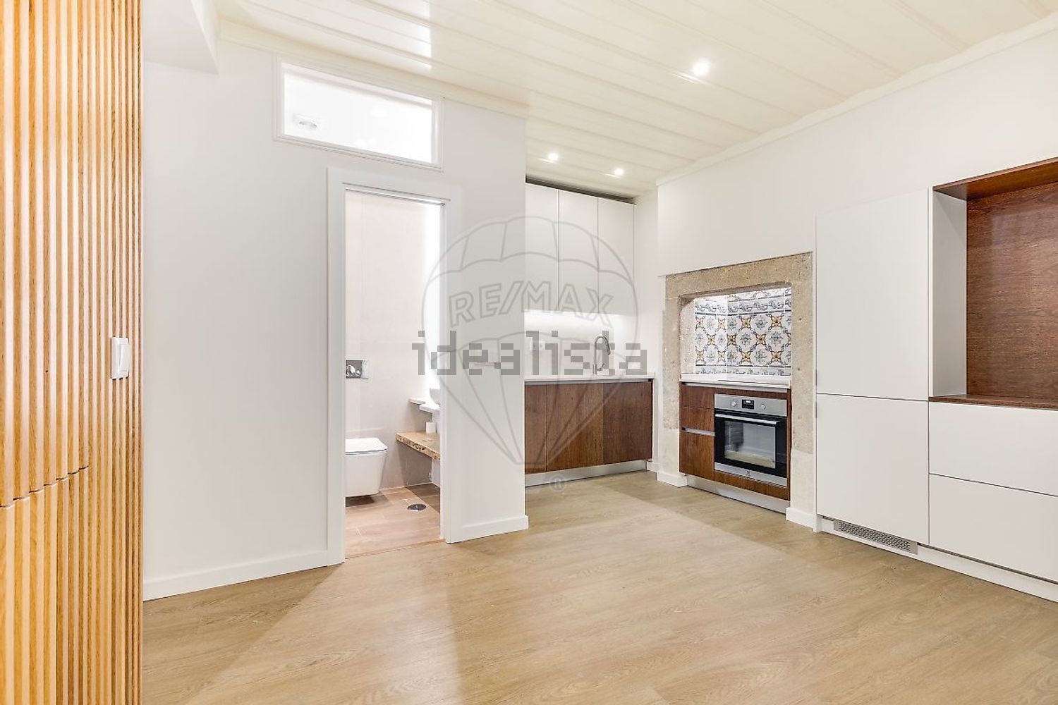 公寓 t1出售在Rua da Oliveirinha - 照片