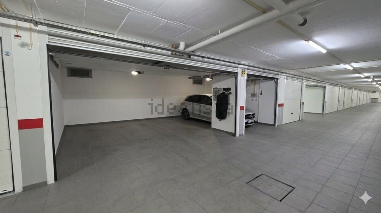 顶层公寓出售在Porto Salvo - 停车位