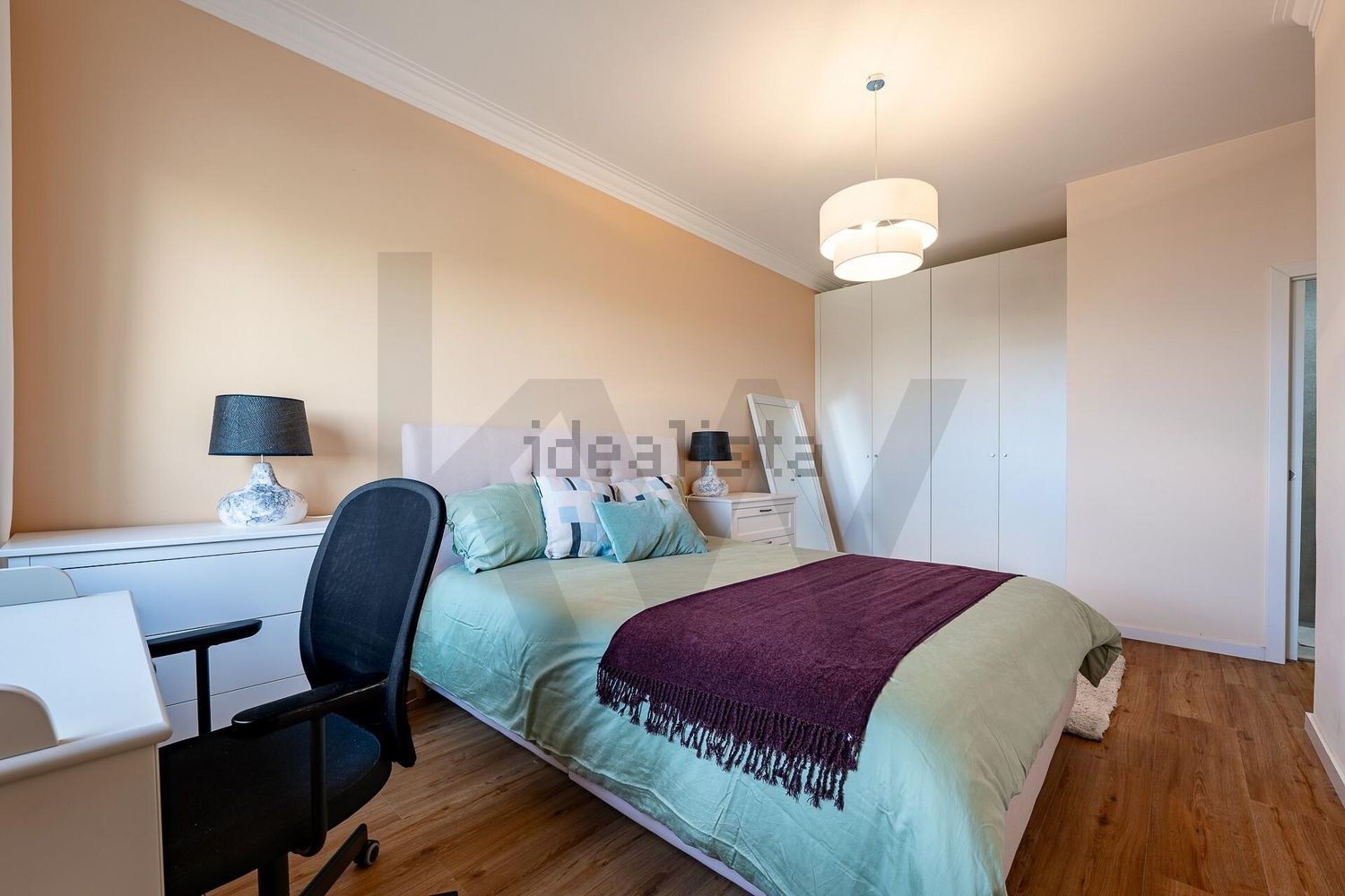 公寓 t2出售在Rua General Justiniano Padrel s/n - 卧室