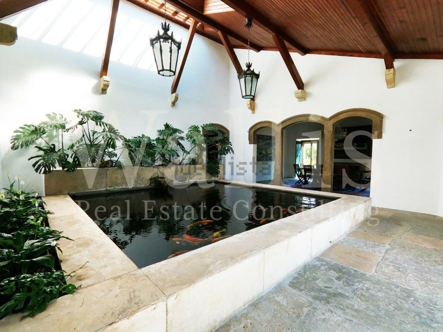 庄园出售在Almada - 游泳池