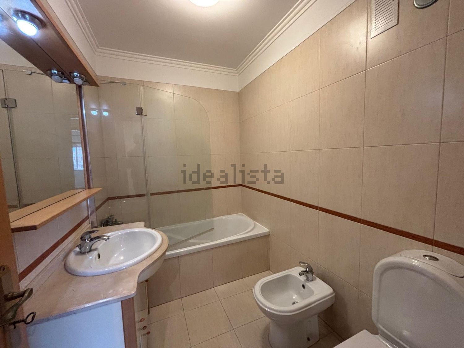 出租公寓 t3在Rua António Garibaldi, 14 - 卫生间