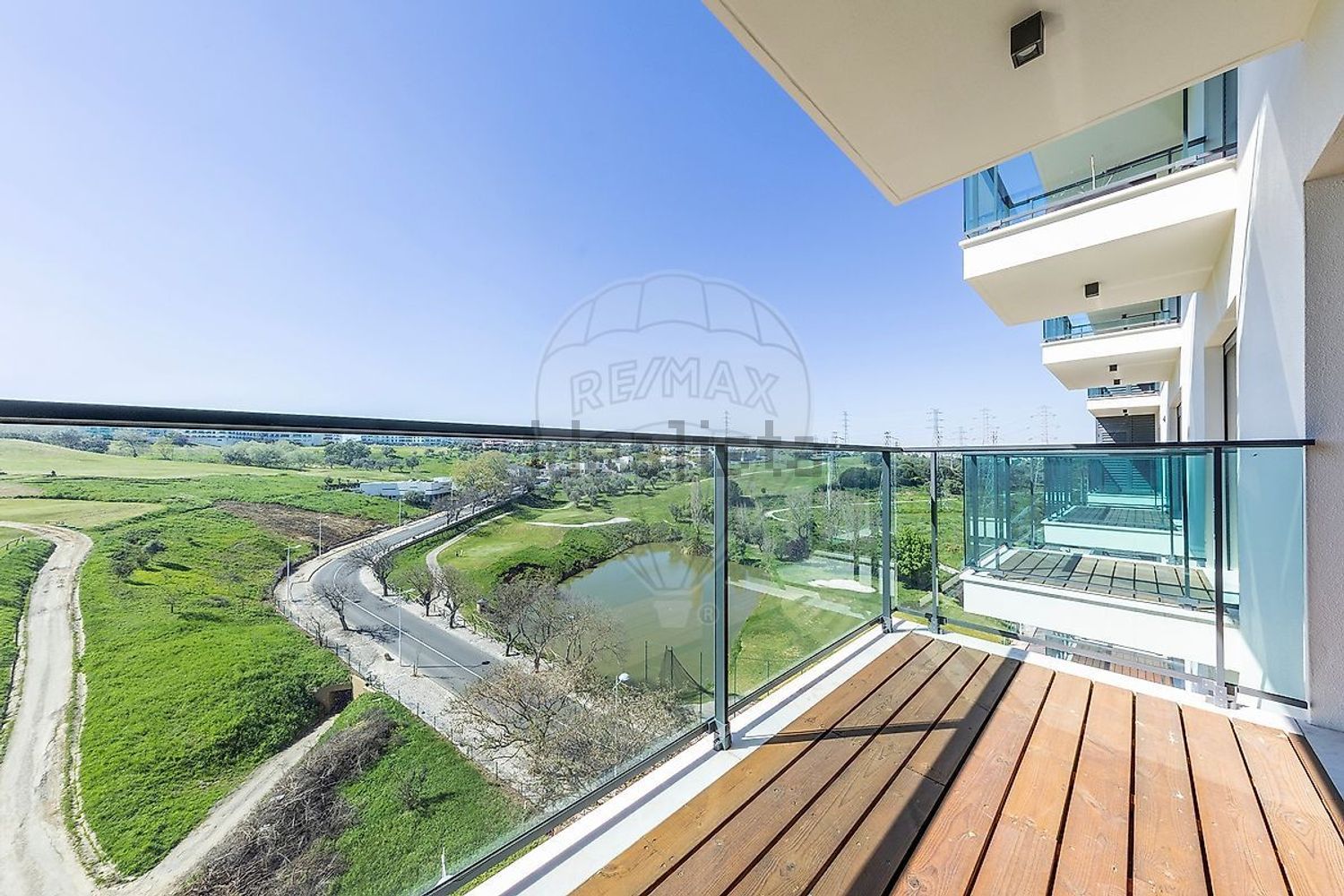 公寓 t3出售在Rua André de Gouveia - 游泳池