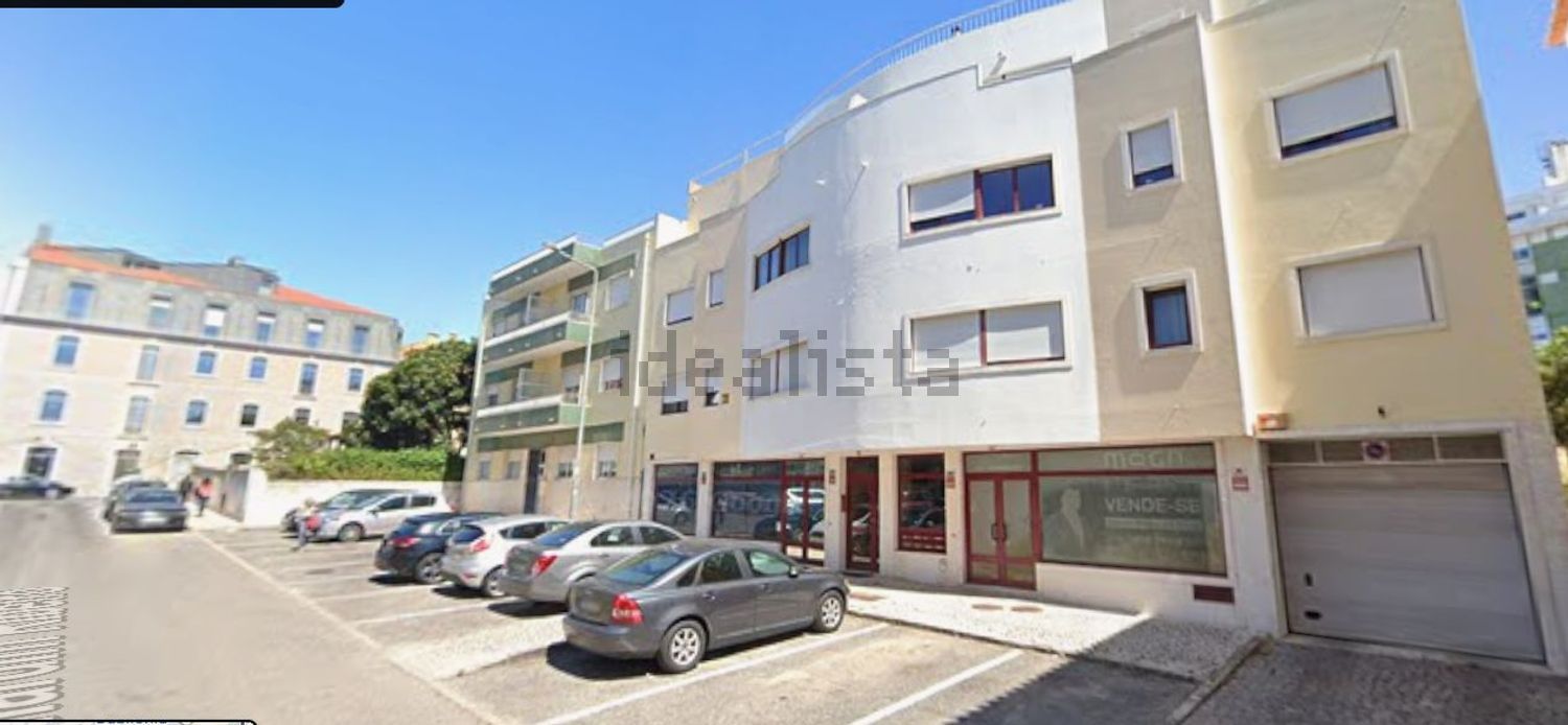 公寓 t4出售在Rua Bernardim Ribeiro, 15 - 周边