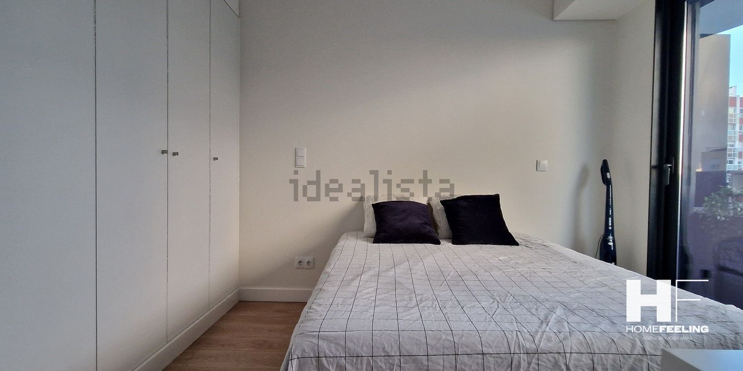 出租公寓 t1在Avenida de Berlim - 卧室