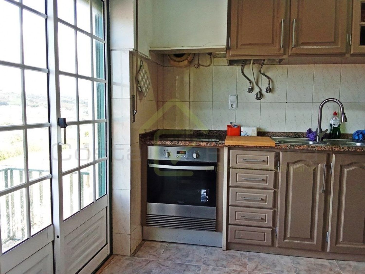 小楼房或独栋别墅出售在Vimeiro - 厨房