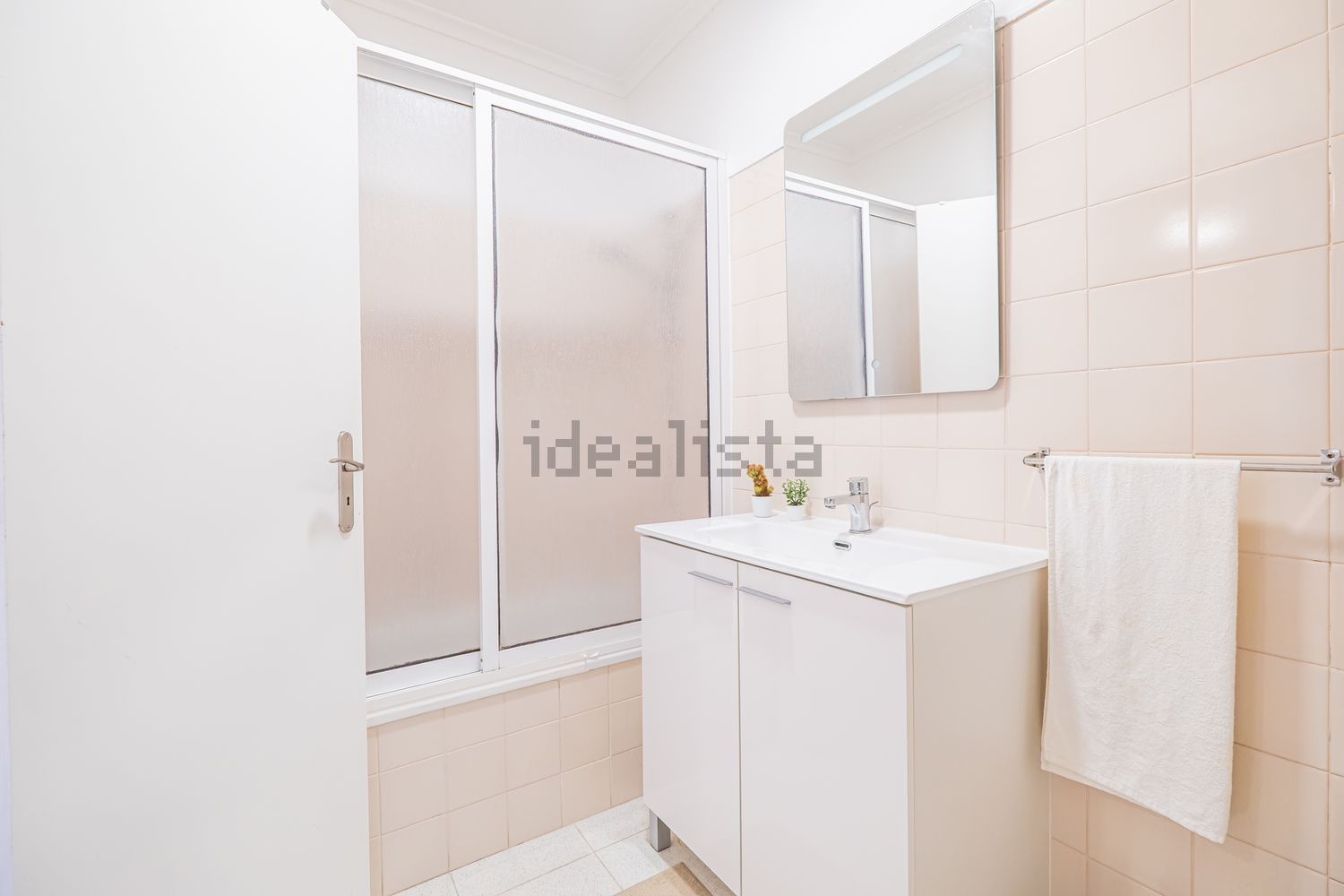 公寓 t2出售在Rua Miguel Esteves Medeiros - 卫生间