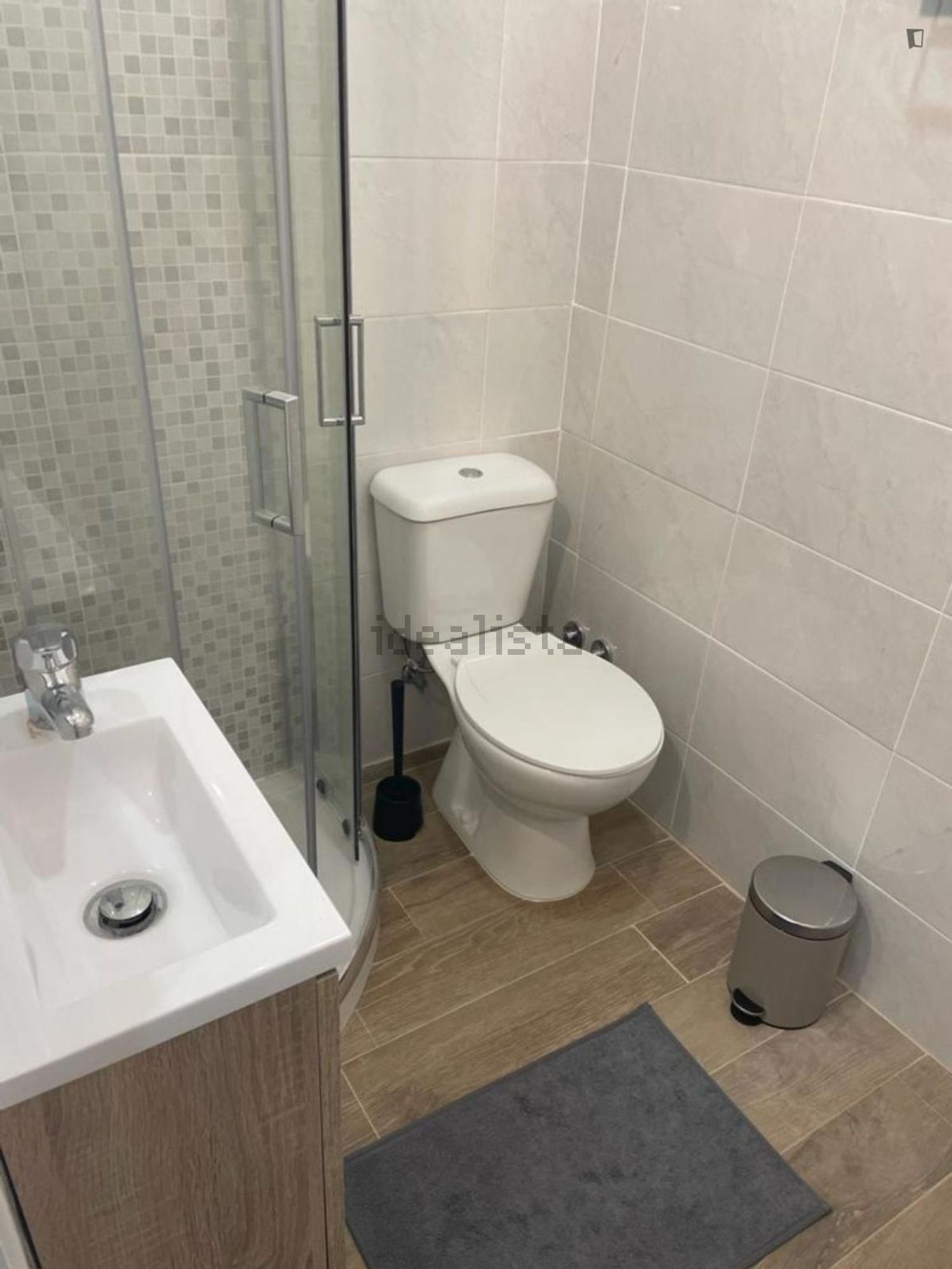 出租房间在Rua Carvalho Araújo - 卫生间