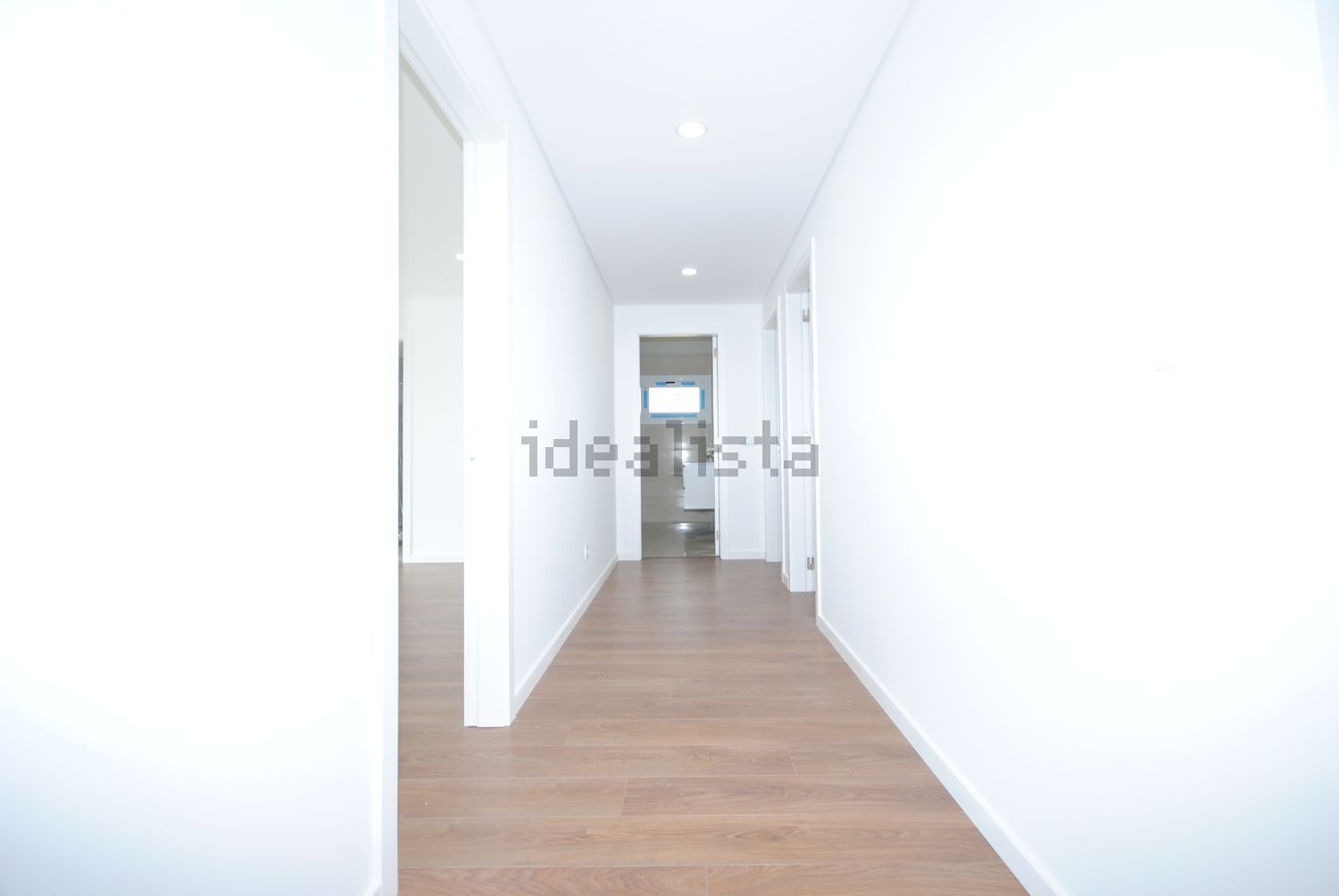 双拼别墅出售在Rua das Flores - 过道