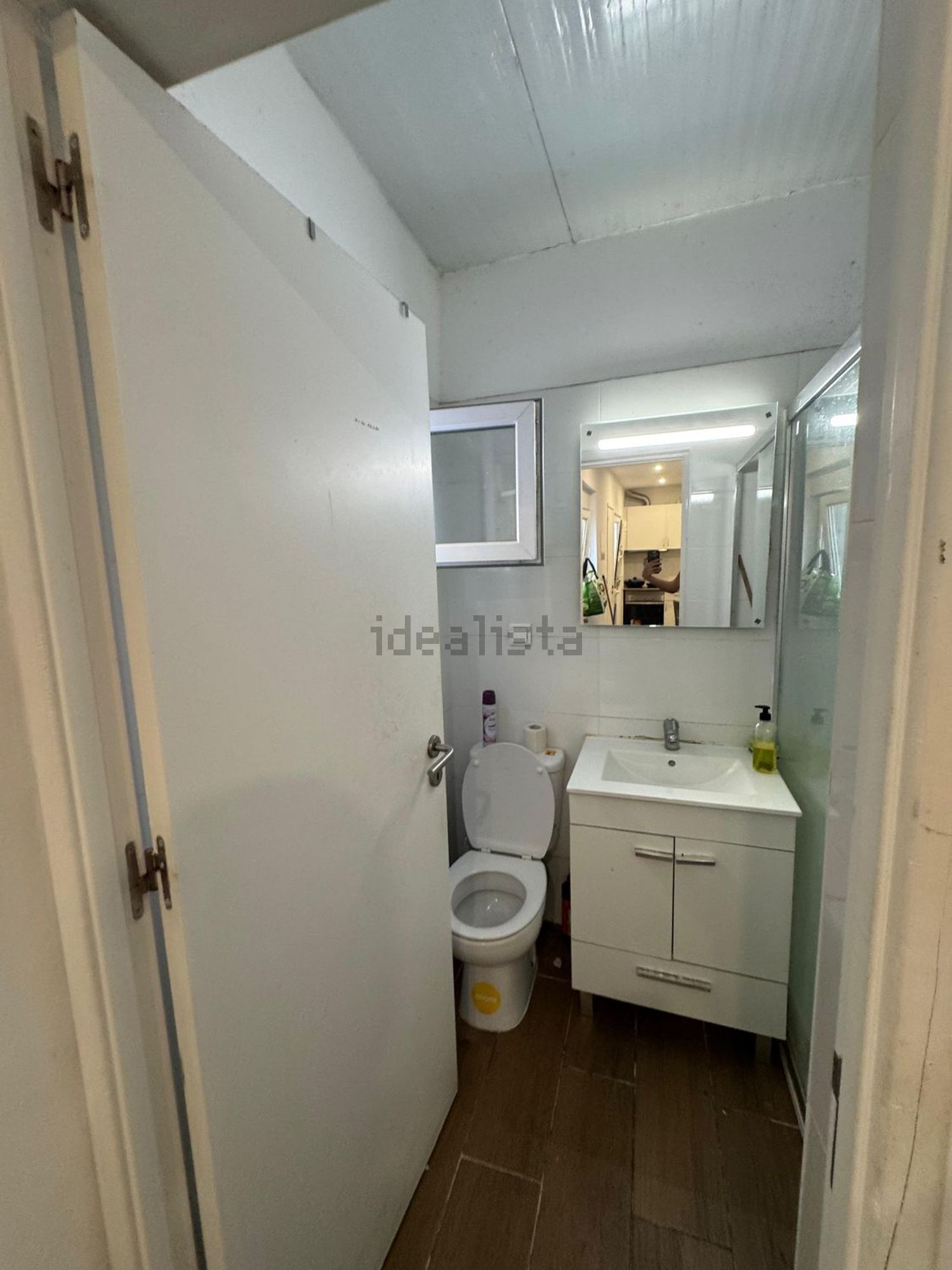 出租房间在Rua Ferreira Lapa, 1 - 卫生间