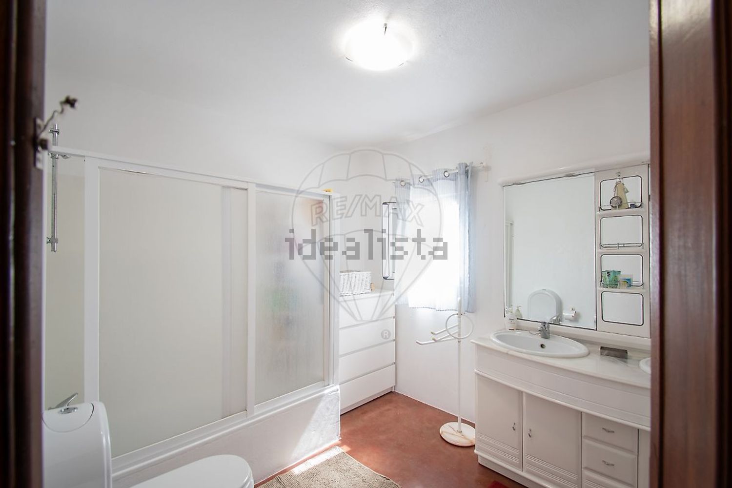 小楼房或独栋别墅出售Er261 - 卫生间