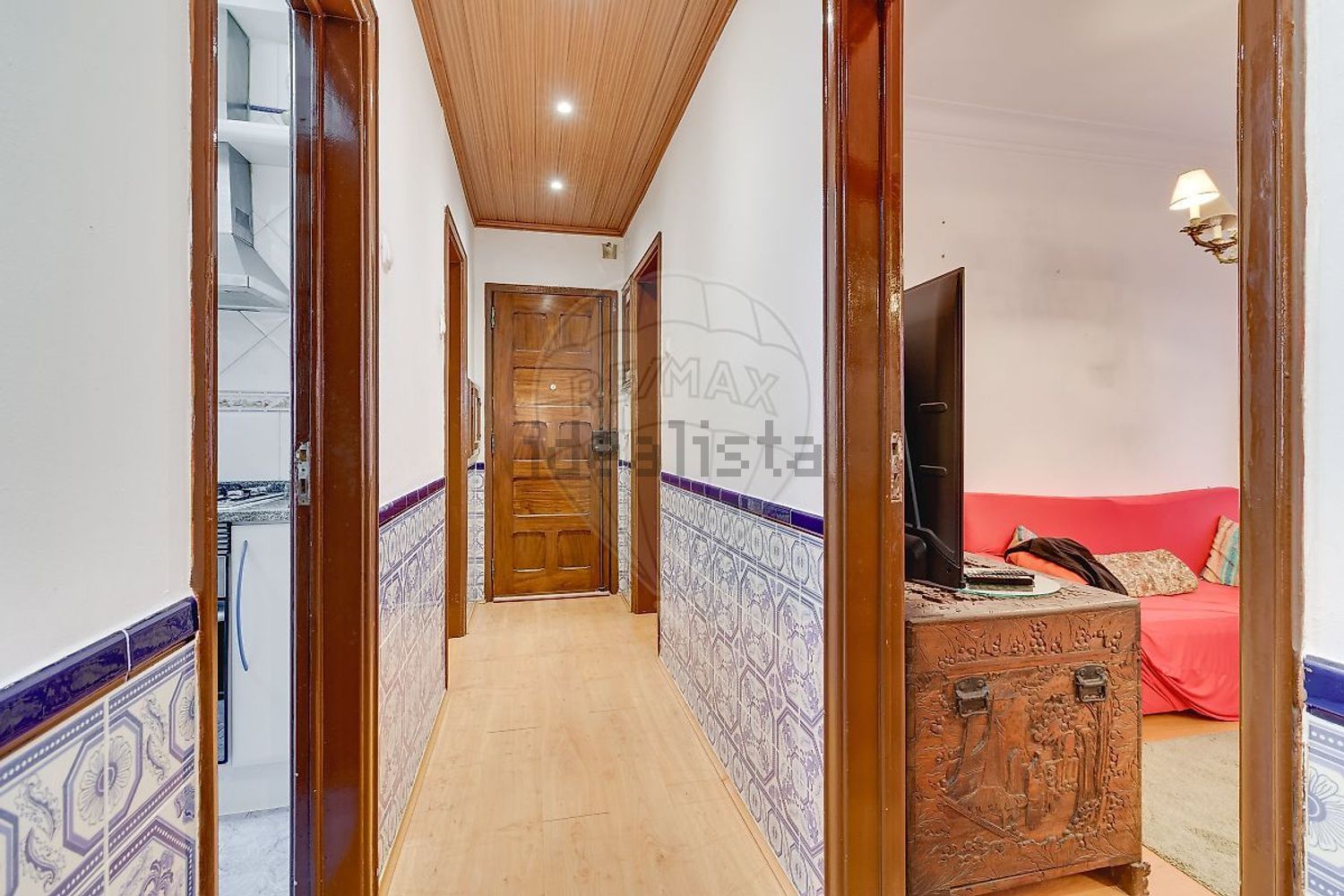 公寓 t3出售在Rua Gomes Freire - 过道