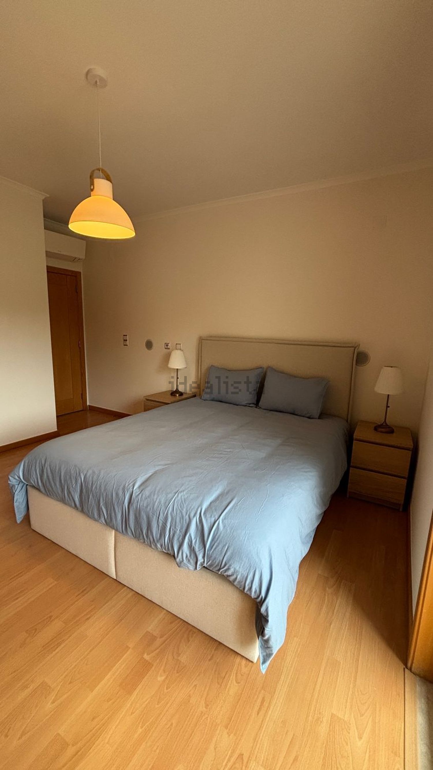 出租房间在Avenida Fernando Valle, 2 - 卧室