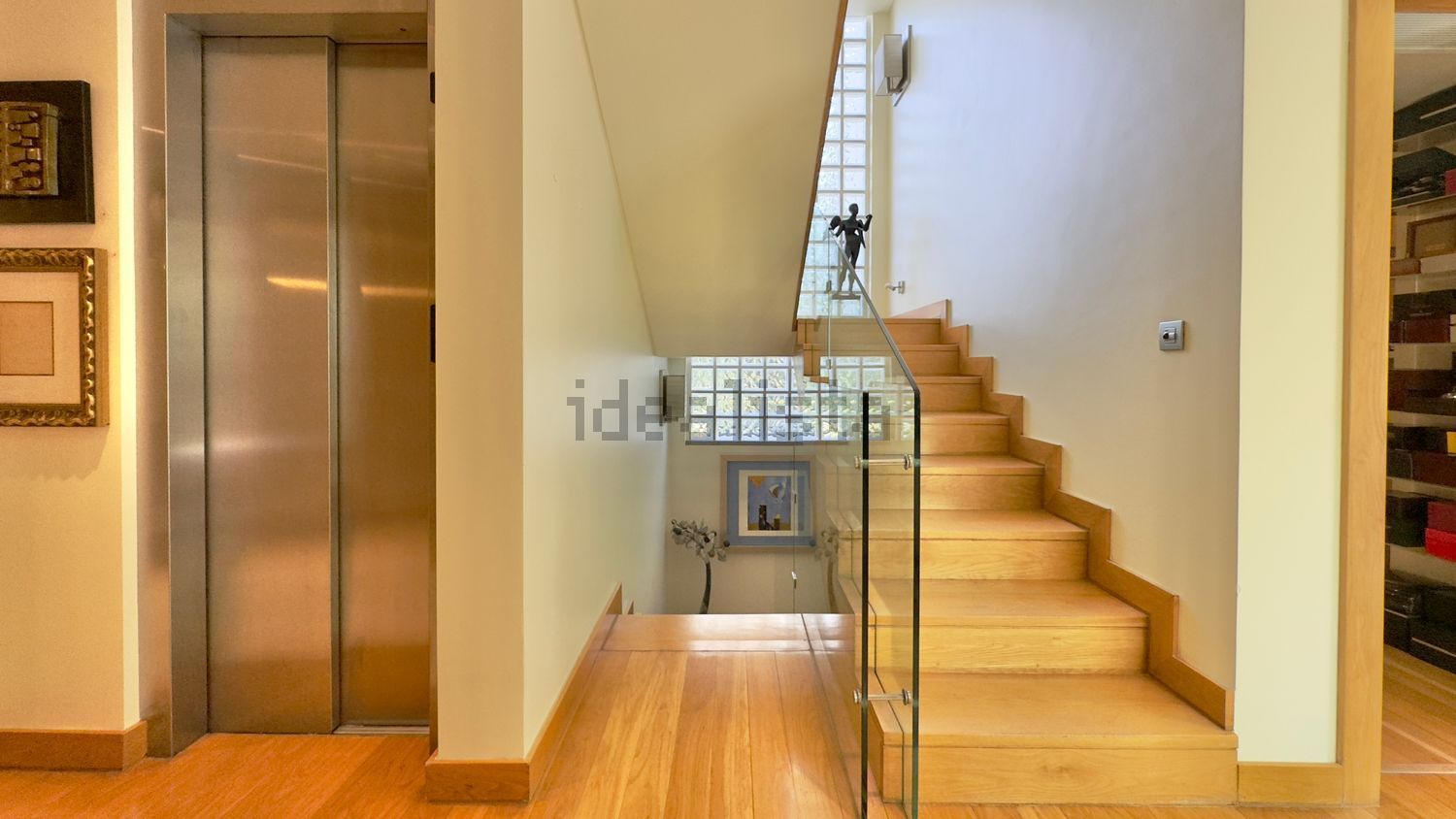 小楼房或独栋别墅出售在Rua B1 da Quinta dos Alcoutins, 10 - 详情