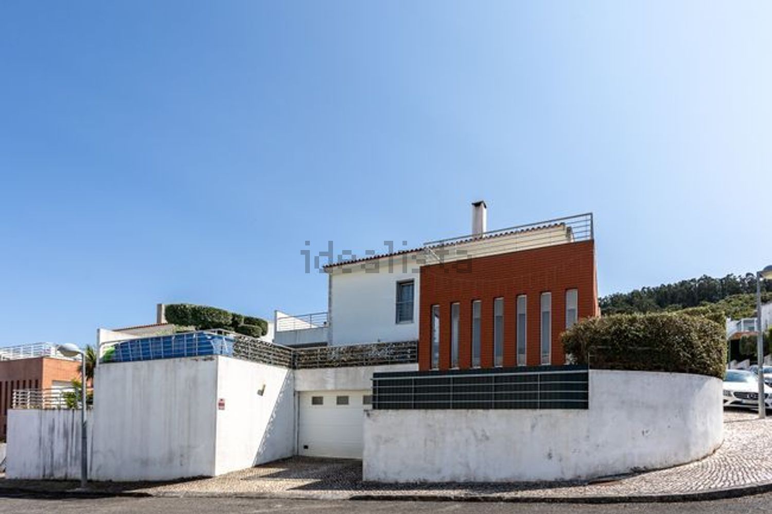 小楼房或独栋别墅出售在Rua Adão Manuel Ramos Barata - 外立面