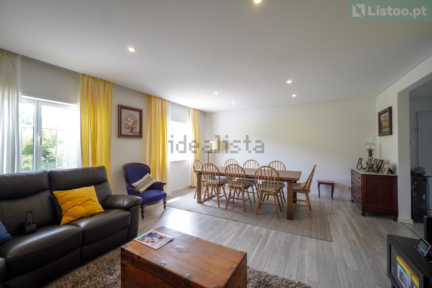 公寓 t3出售在Rua da Urmeirada - 客厅