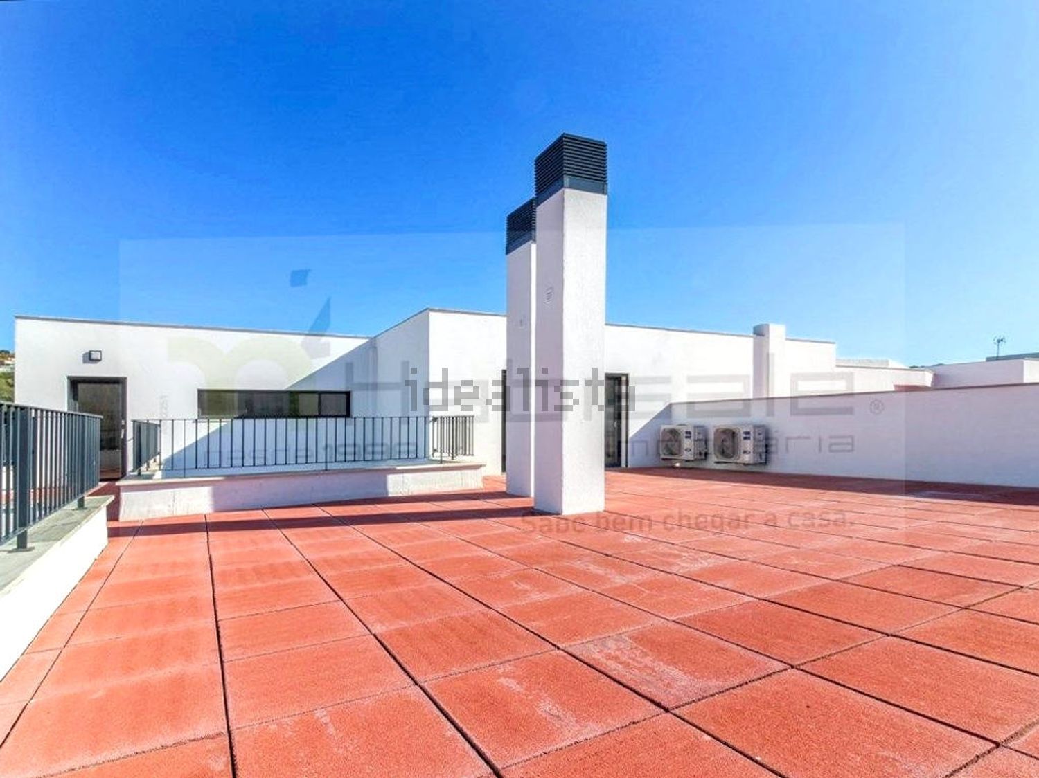 联排别墅出售在Rua Almirante Gago Coutinho, 58 a - 阳台