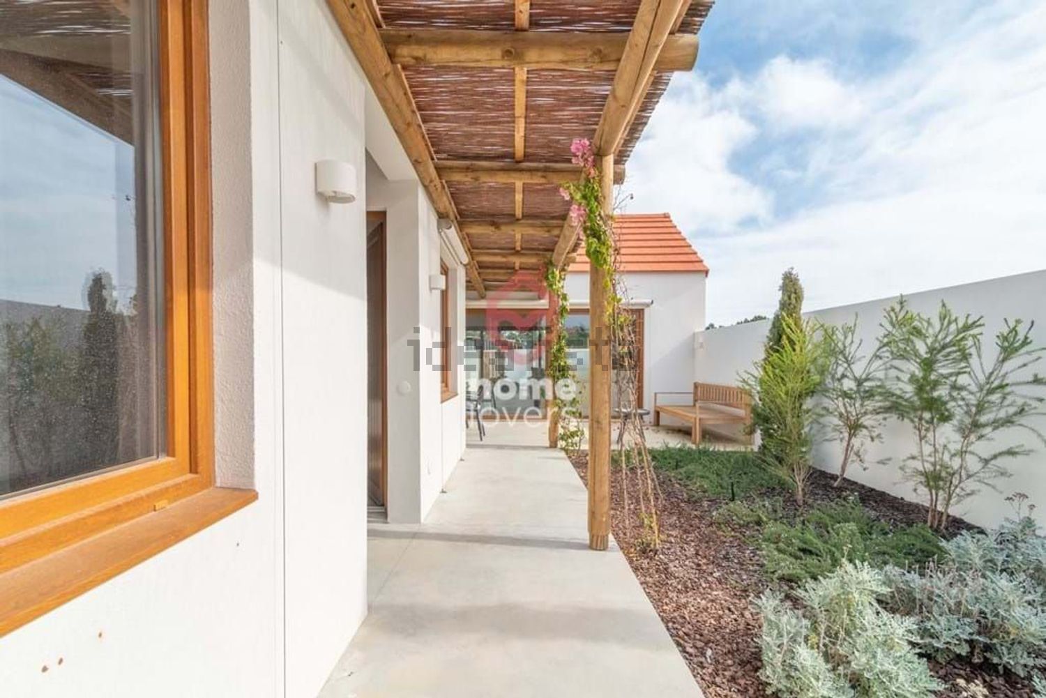 小楼房或独栋别墅出售在Rua das Laranjeiras - 外立面