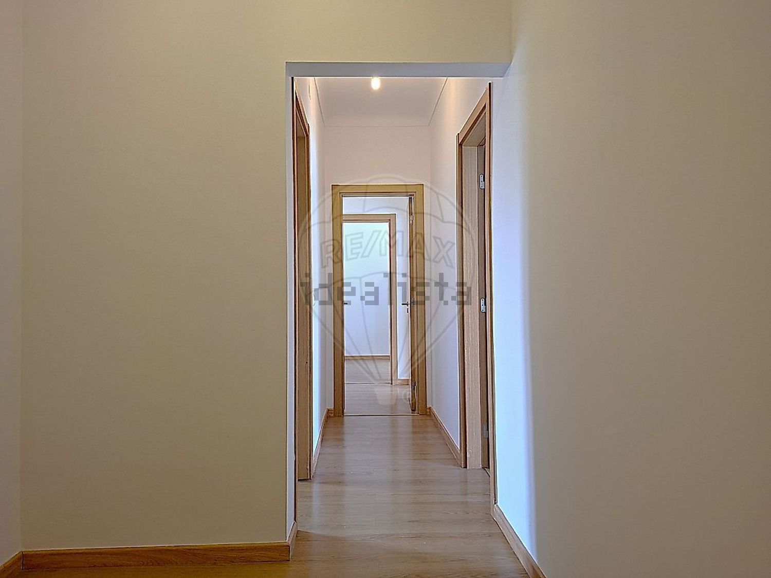 公寓 t3出售在Centro - Parque Central - 过道