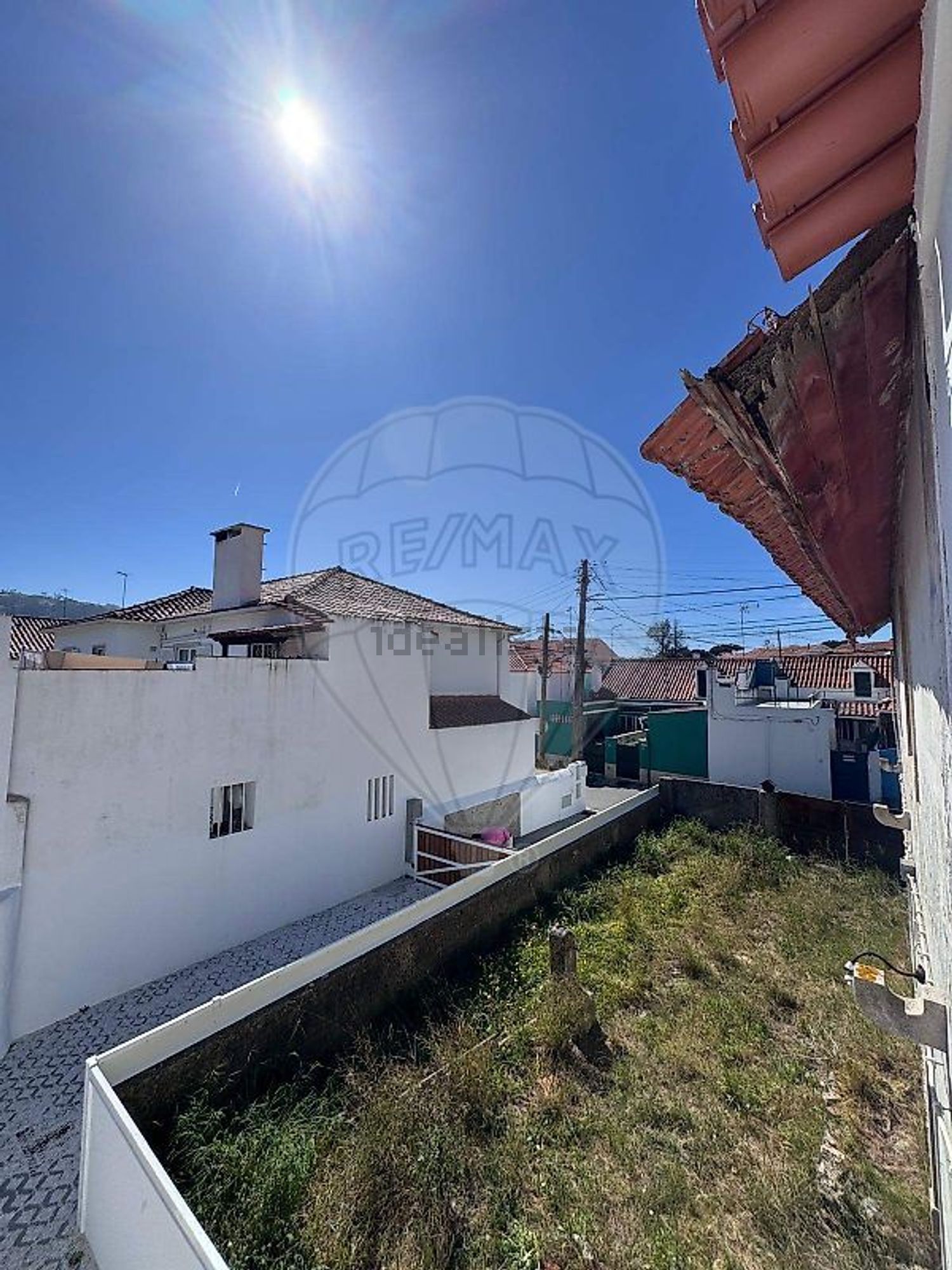 小楼房或独栋别墅出售在Rua da Ribeirinha - 照片