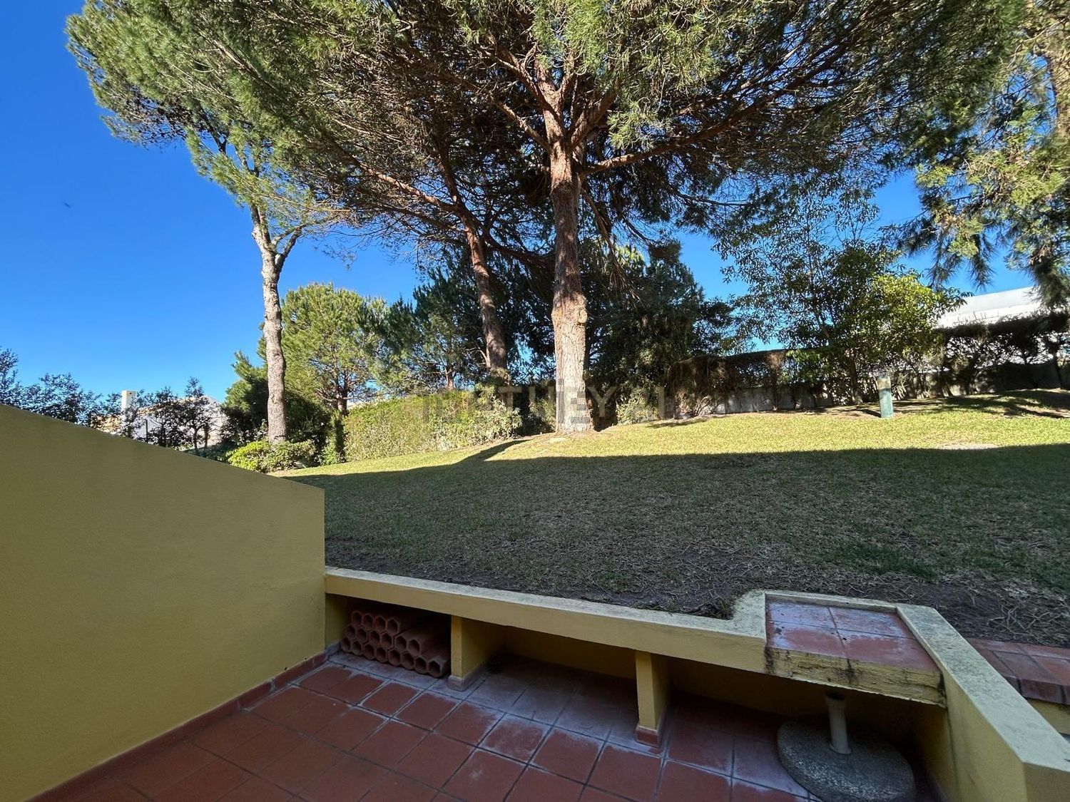 双拼别墅出售在Rua de Almourol - 花园