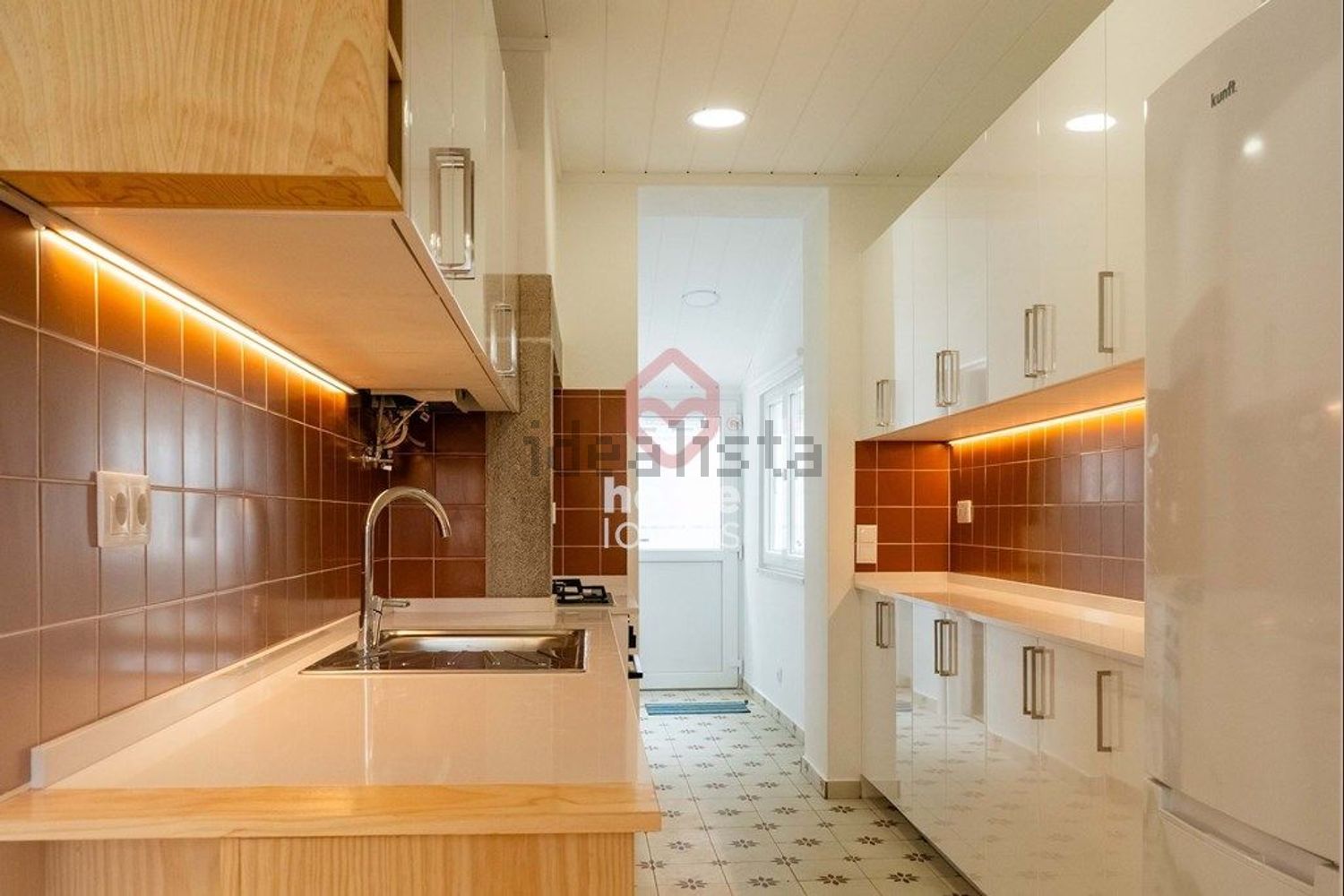 出租公寓 t2Calçada Poço dos Mouros - 厨房