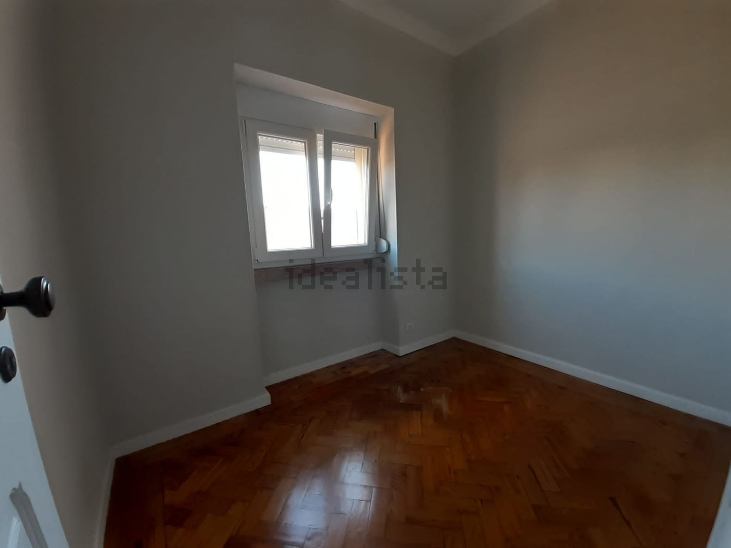 出租小楼房或独栋别墅在Largo Coronel Brito Gorjão, 3 - 居住