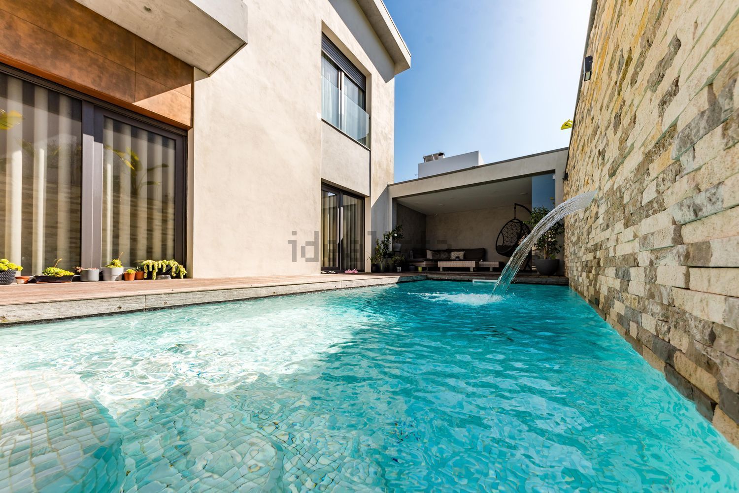 双拼别墅出售在Ramada e Caneças - 游泳池