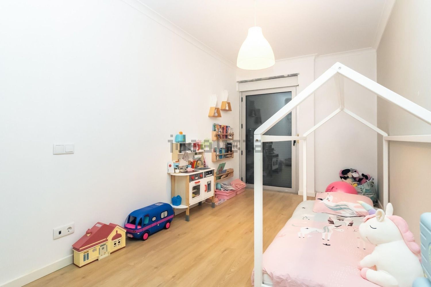 公寓 t2出售在Rua Alves Roçadas - 卧室