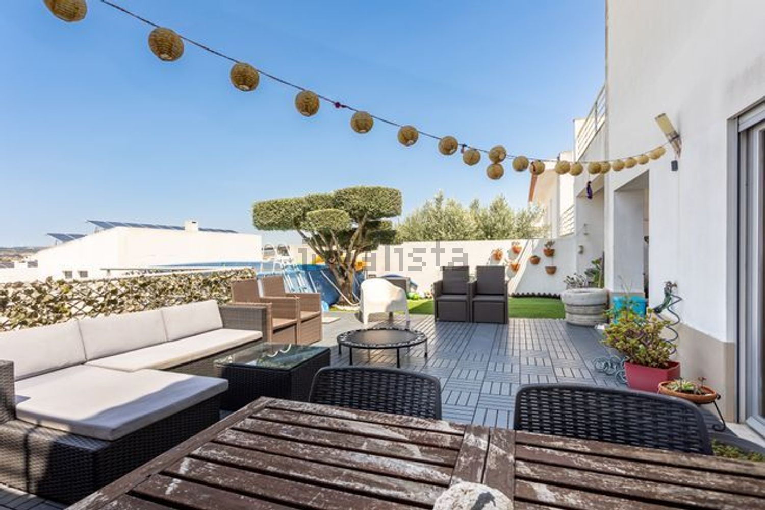 小楼房或独栋别墅出售在Rua Adão Manuel Ramos Barata - 阳台