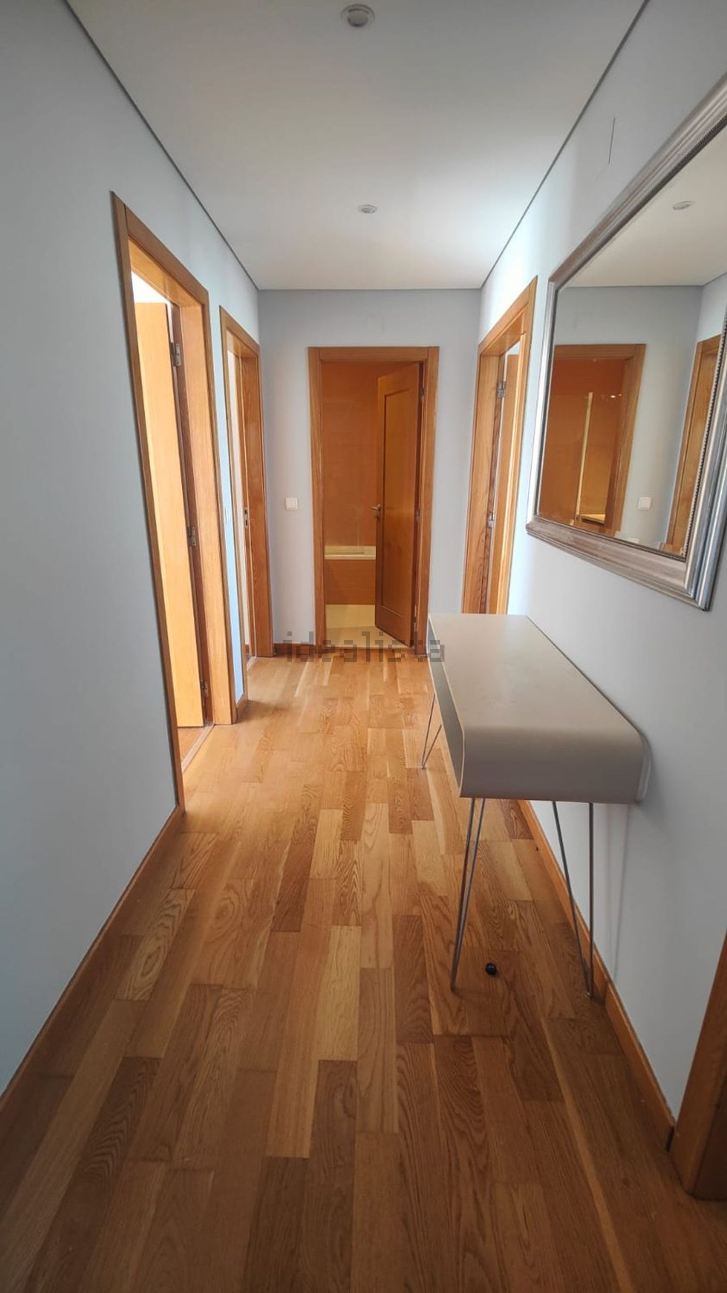 出租公寓 t2在Santo Antão e São Julião do Tojal - 过道