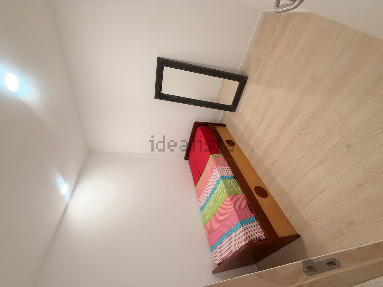 出租房间在Rua de Bissau, 17 - 详情