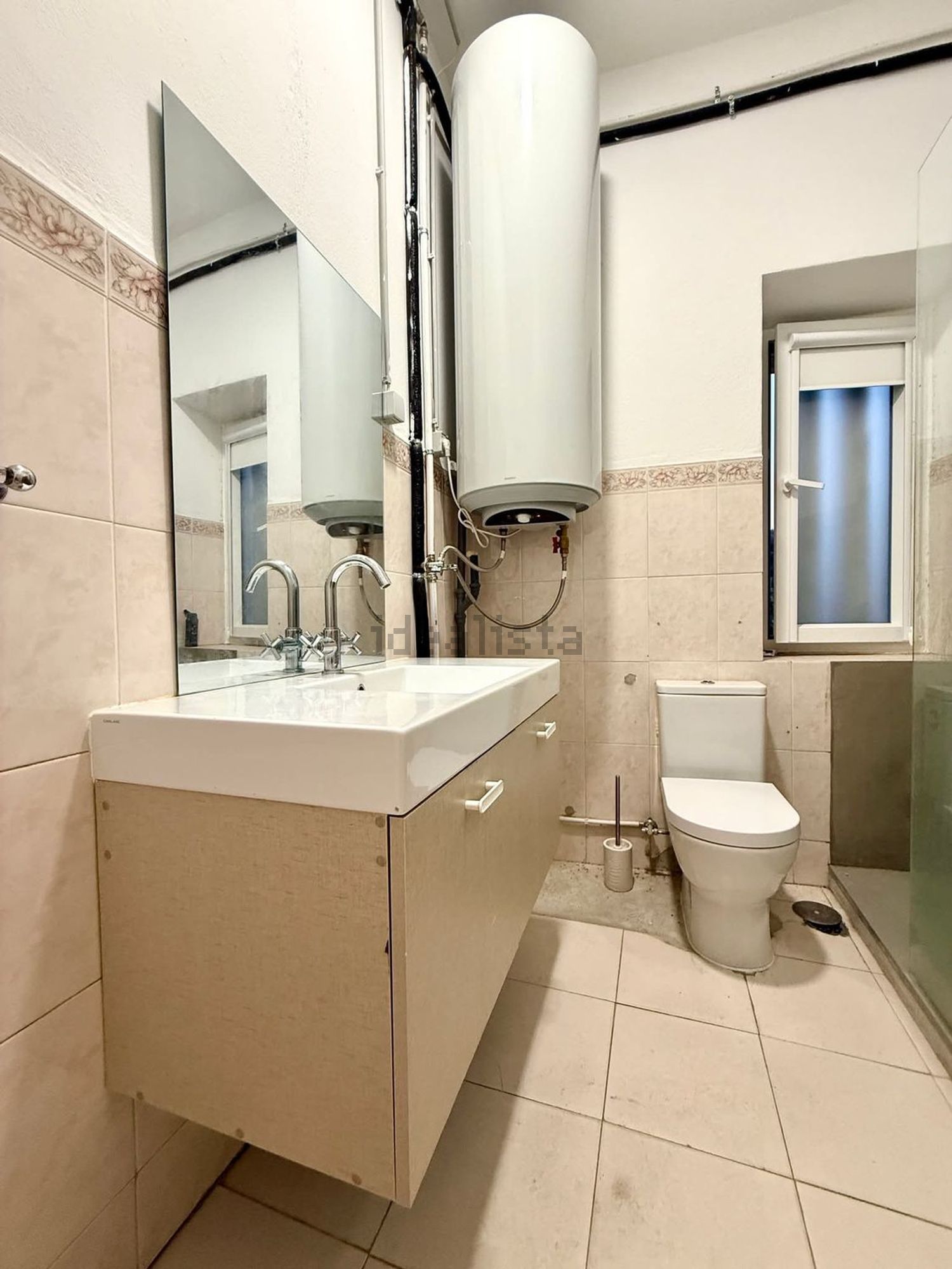 出租房间在Rua Heróis do Ultramar, 6 a - 卫生间