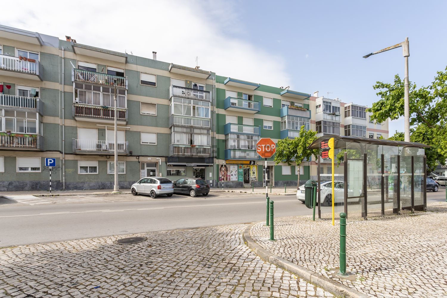 公寓 t2出售在Avenida Vale de Milhaços - 视线